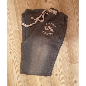 Men’s gray Abercrombie & Fitch sweatpants large